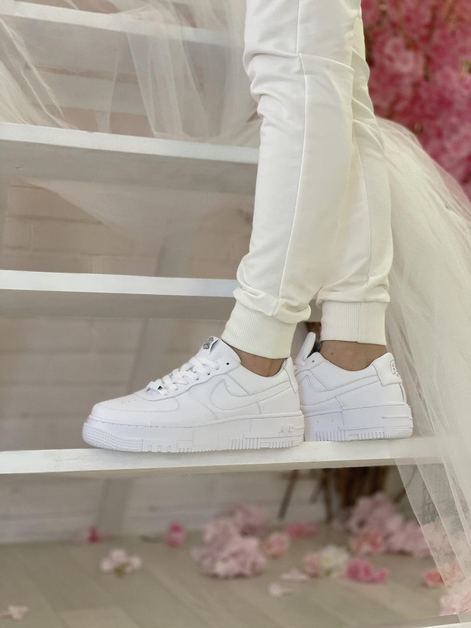 Nike Air Force 1 Pixel White 2