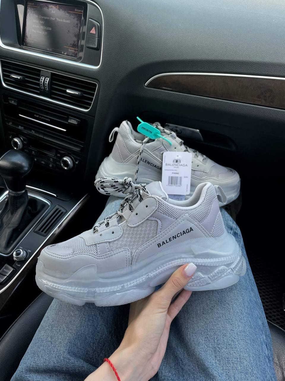 Balenciaga Triple S Clear Sole Grey v2
