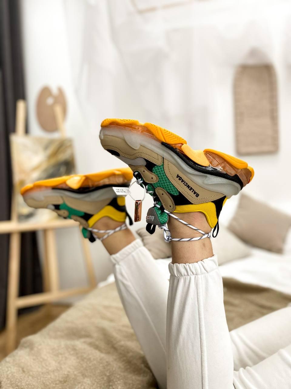 Balenciaga Triple S Clear Sole Multicolor