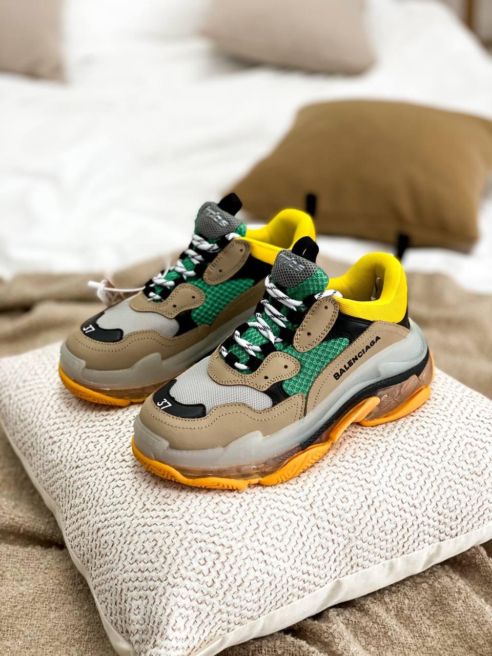 Balenciaga Triple S Clear Sole Multicolor