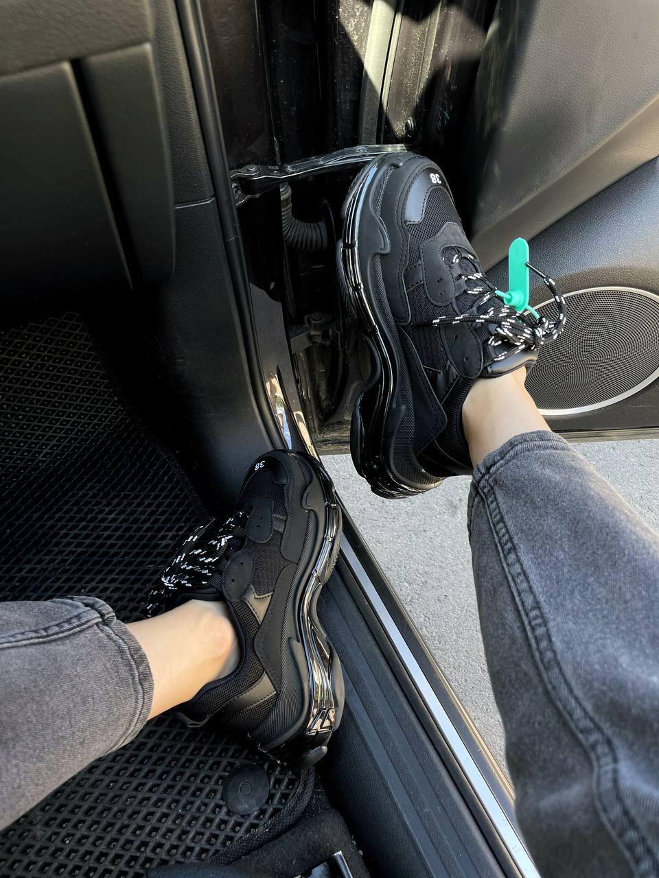 Balenciaga Triple S Clear Sole Black