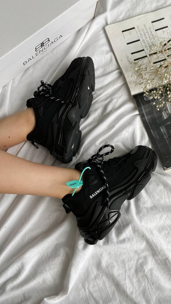 Balenciaga Triple S Clear Sole Black «White Logo» 3