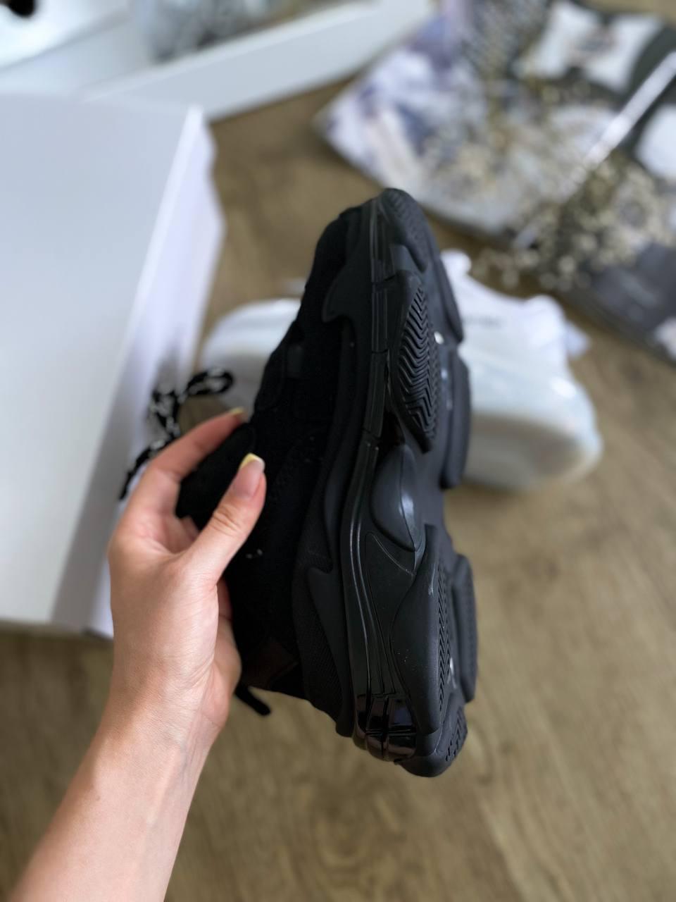 Balenciaga Triple S Clear Sole Black «White Logo» 3