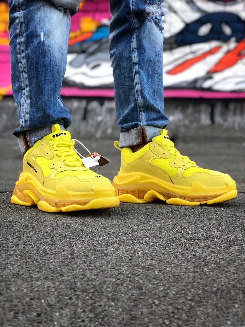Balenciaga Triple S Clear Sole Yellow «Black Logo» 2
