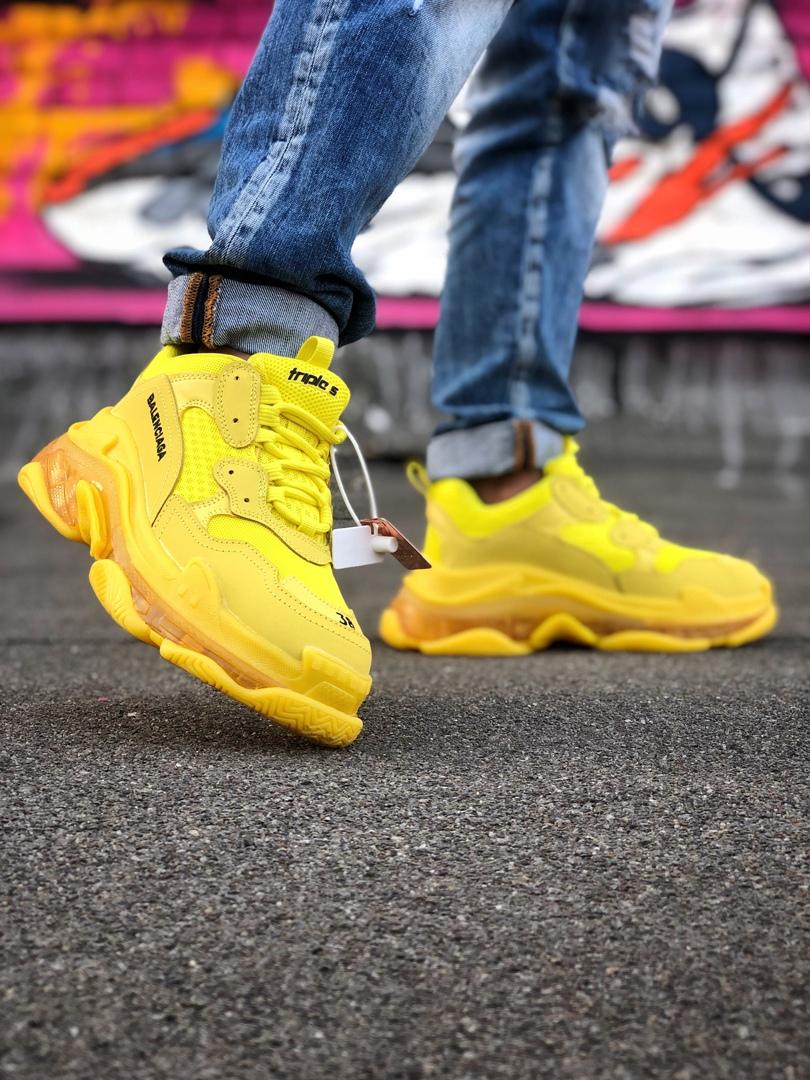 Balenciaga Triple S Clear Sole Yellow «Black Logo» 2