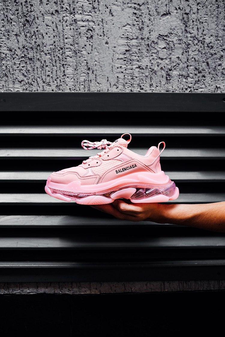 Balenciaga Triple S Clear Sole Pink «Black Logo» 3