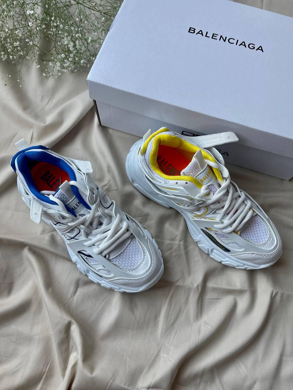 Balenciaga Track Ukraine