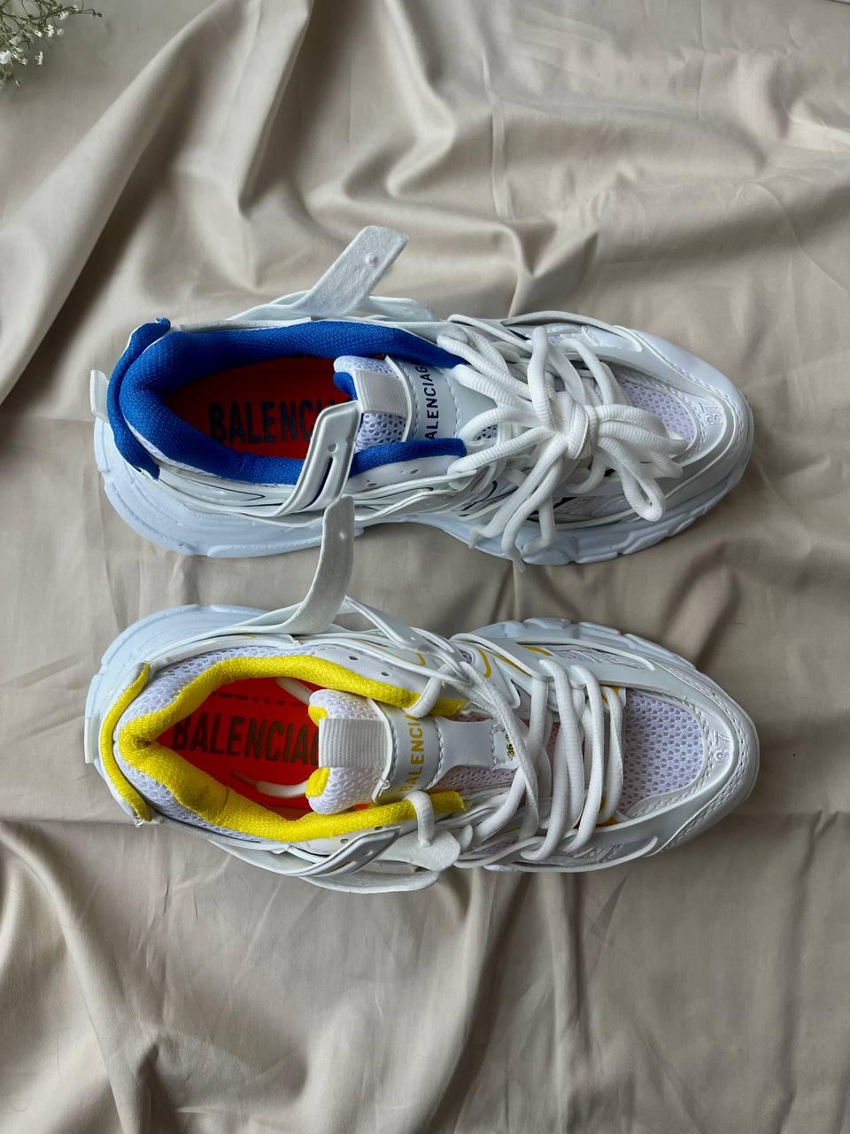 Balenciaga Track Ukraine