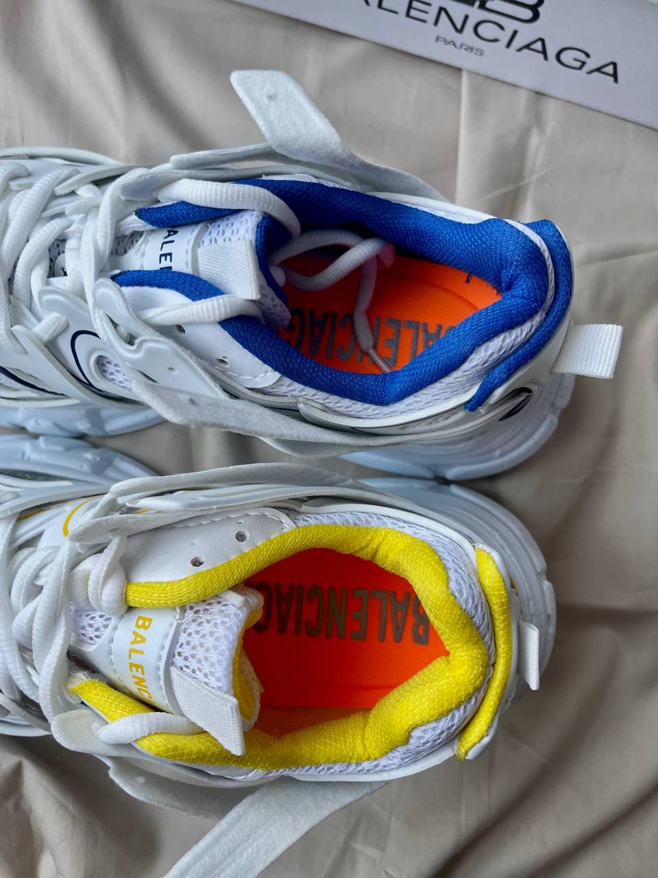 Balenciaga Track Ukraine