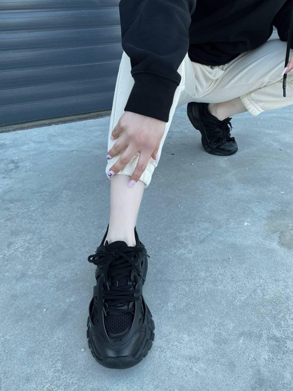 Balenciaga Track Black 2