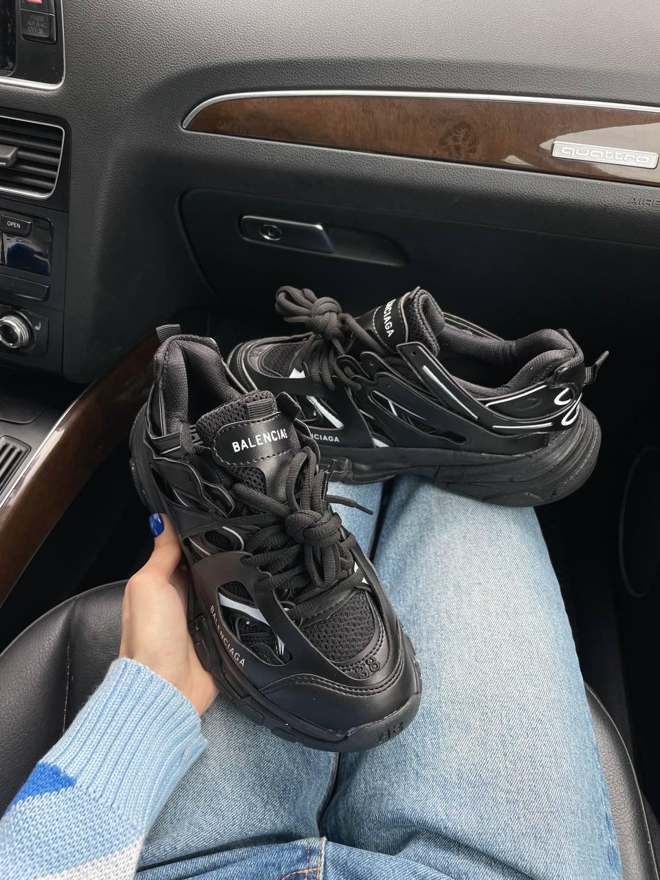 Balenciaga Track Black