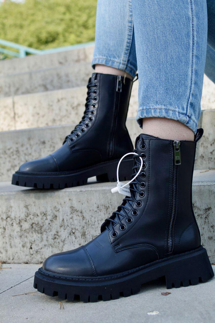 Balenciaga Boots Tractor Black 3