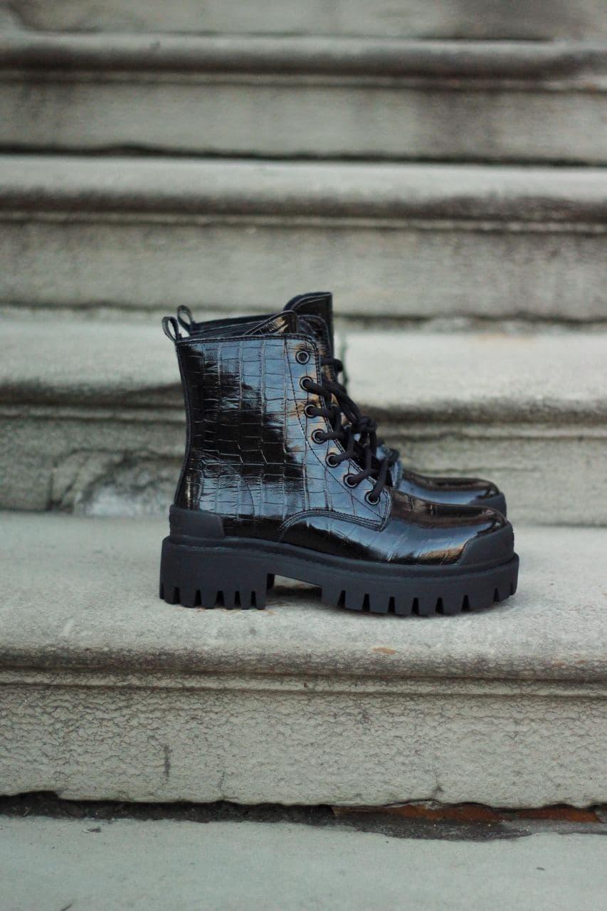 Balenciaga Boots Tractor Black Fur 2