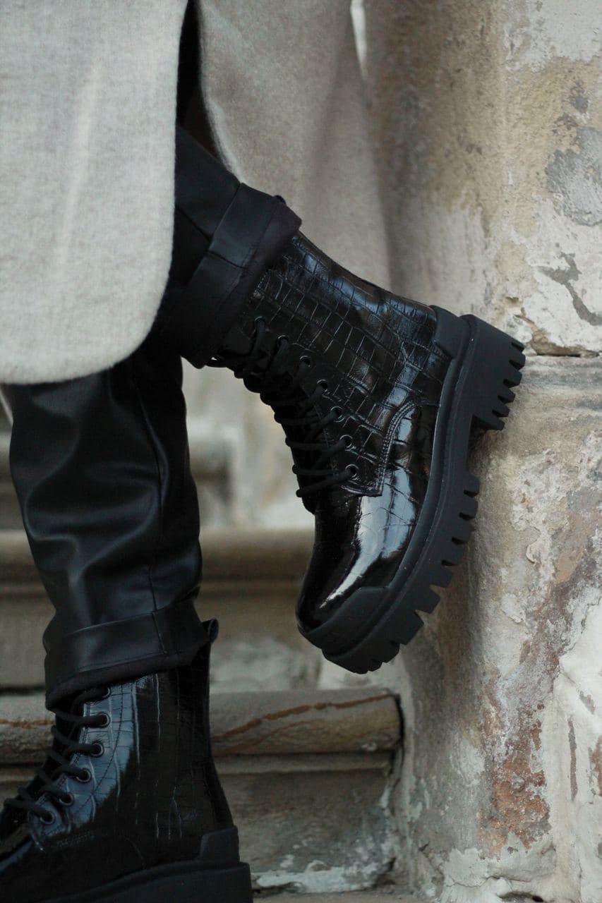 Balenciaga Boots Tractor Black Fur 2