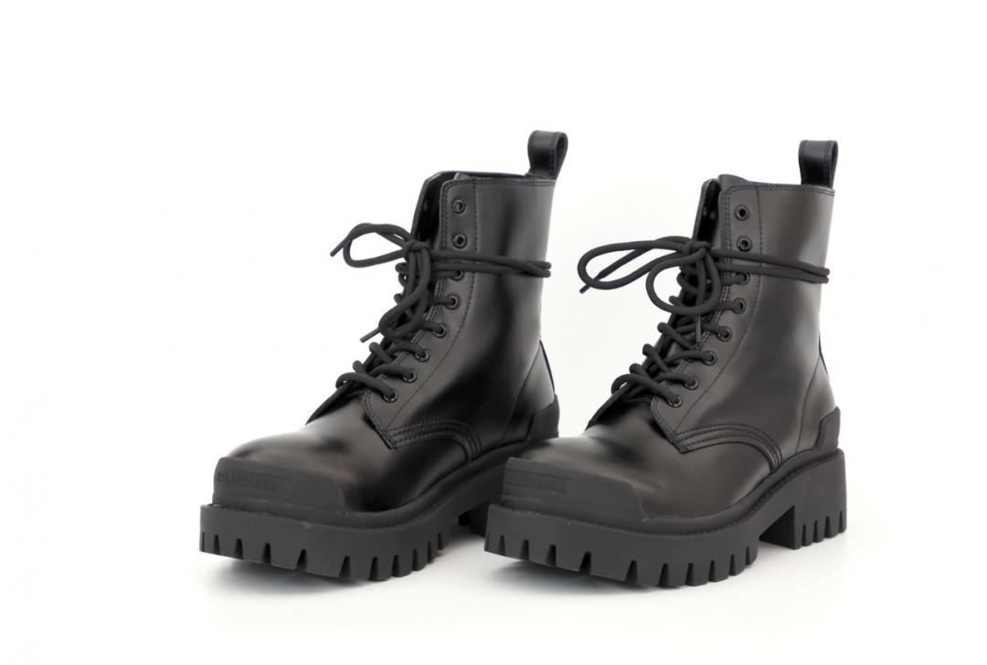 Balenciaga Boots Tractor Black Fur 3