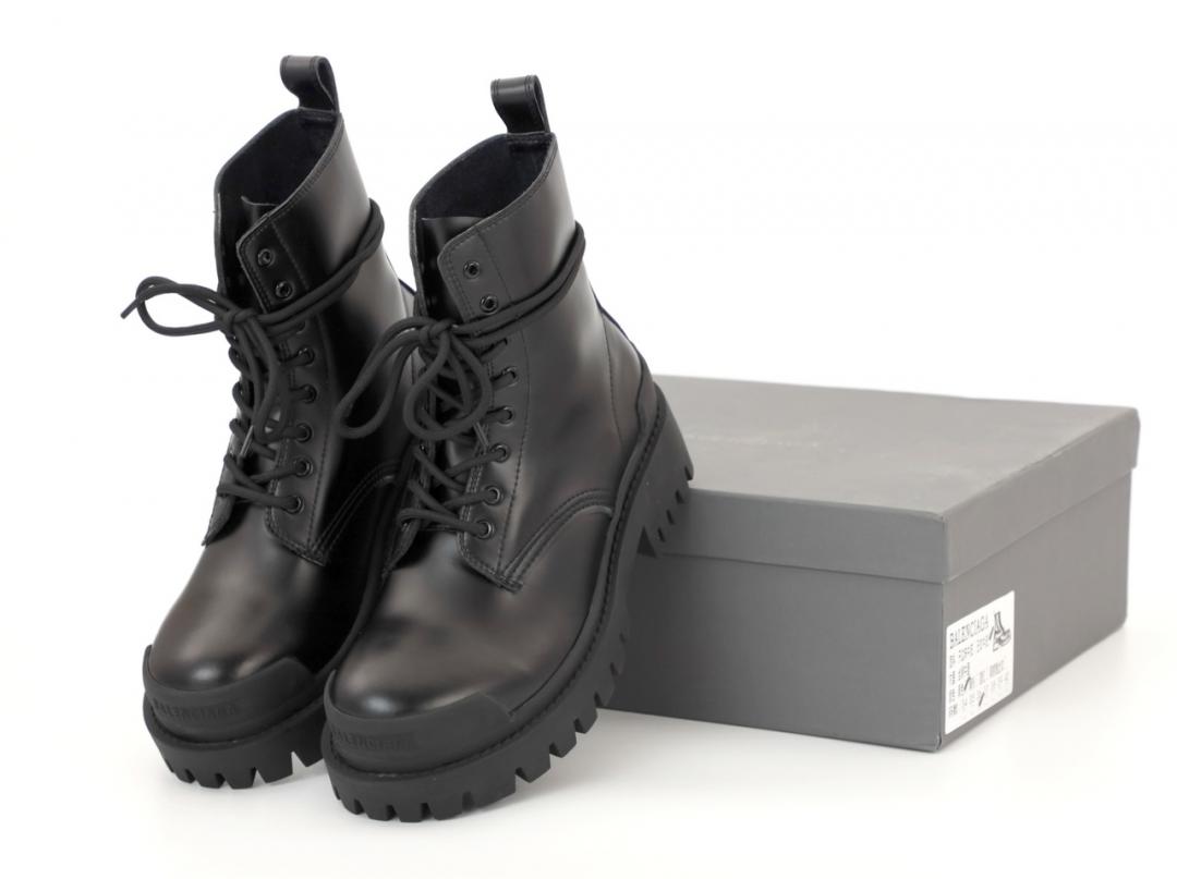 Balenciaga Boots Tractor Black Fur 3