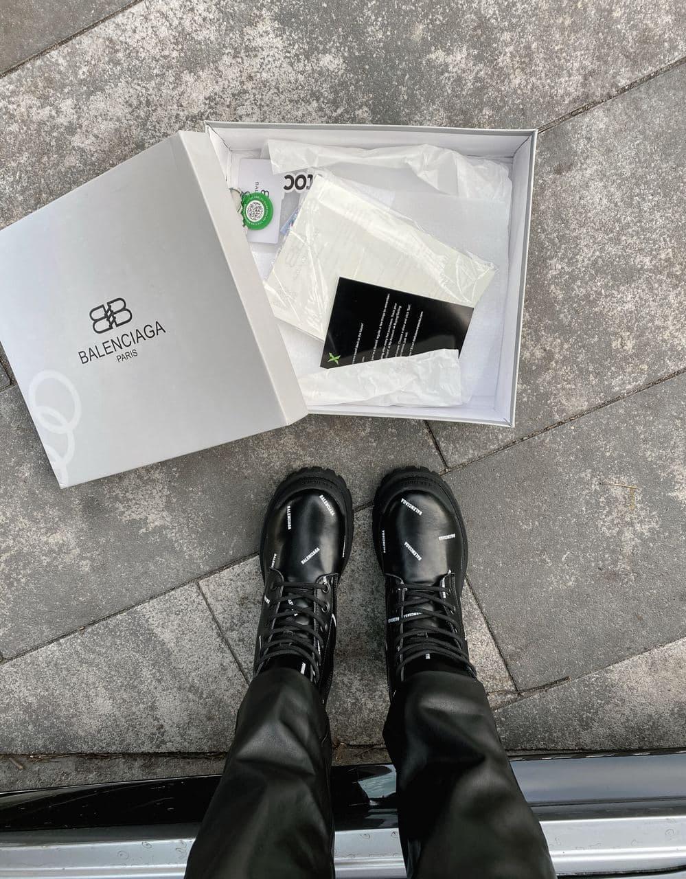 Balenciaga Boots Black «White Logo» (Мех)