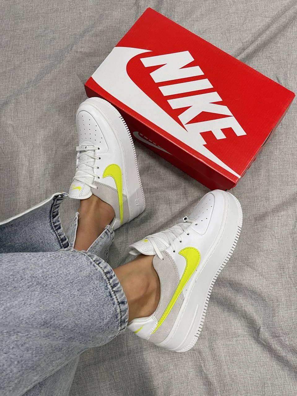 Nike Air Force 1 Sage White Lemon Venom