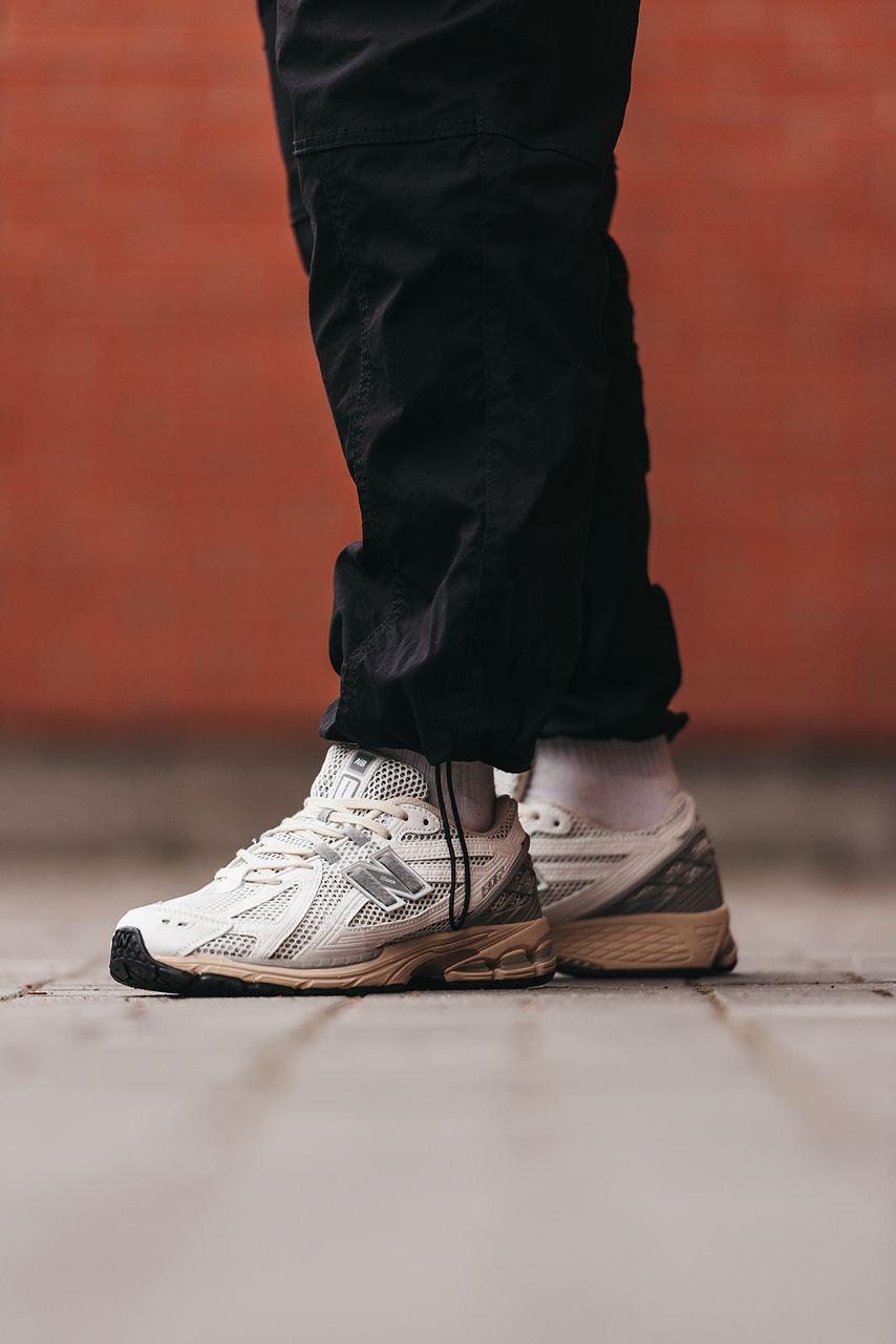 New Balance 1906R Grey