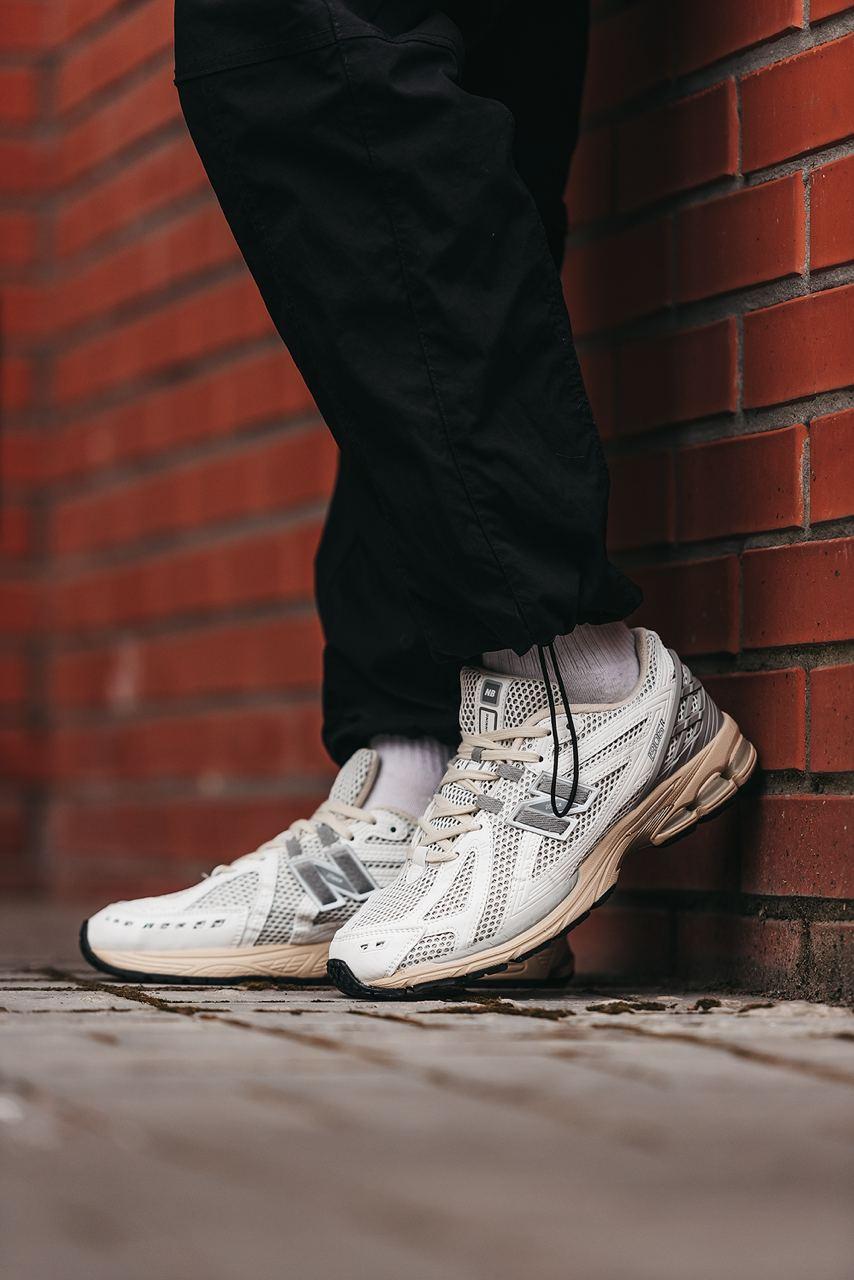 New Balance 1906R Grey