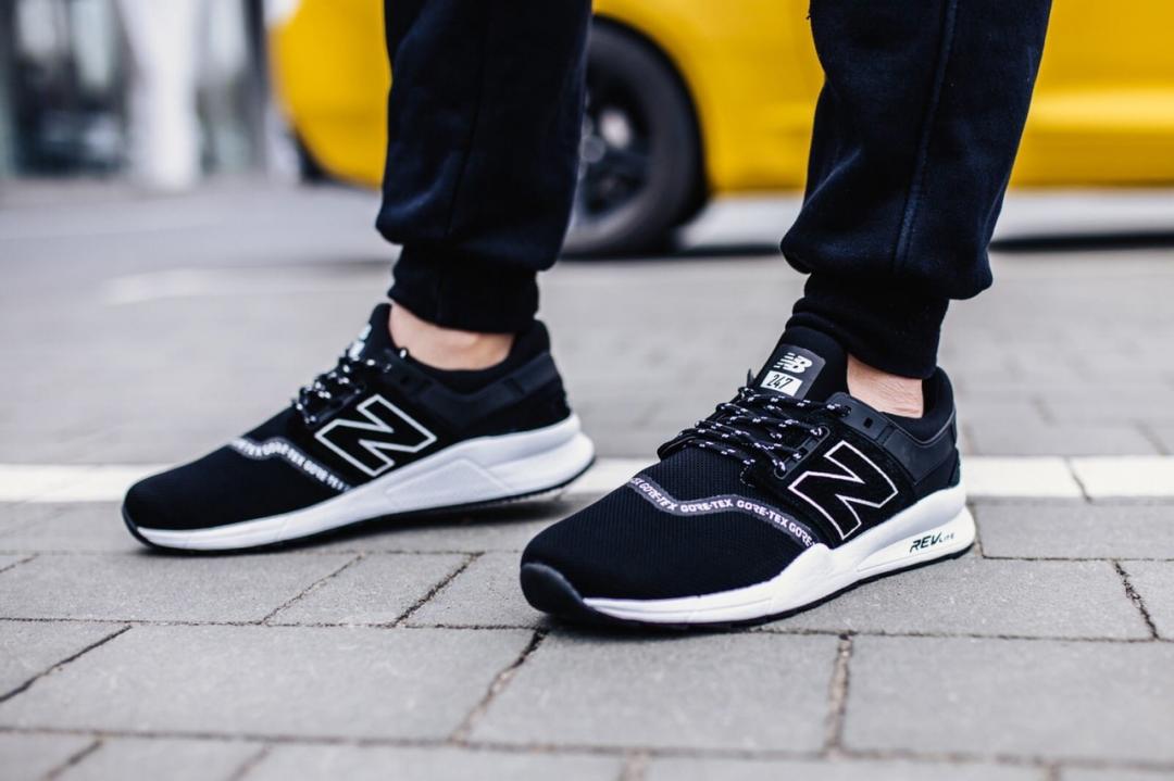 New Balance 247 Black White