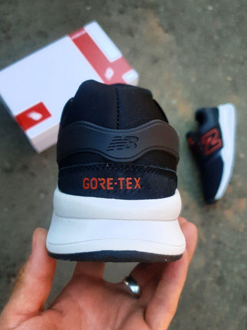 New Balance 247 Black Orange