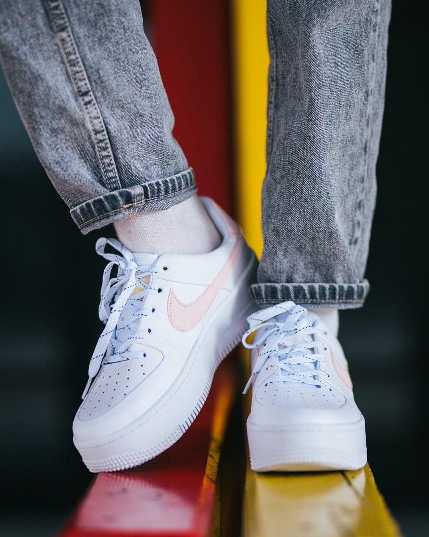 Nike Air Force 1 White Pink Reflective