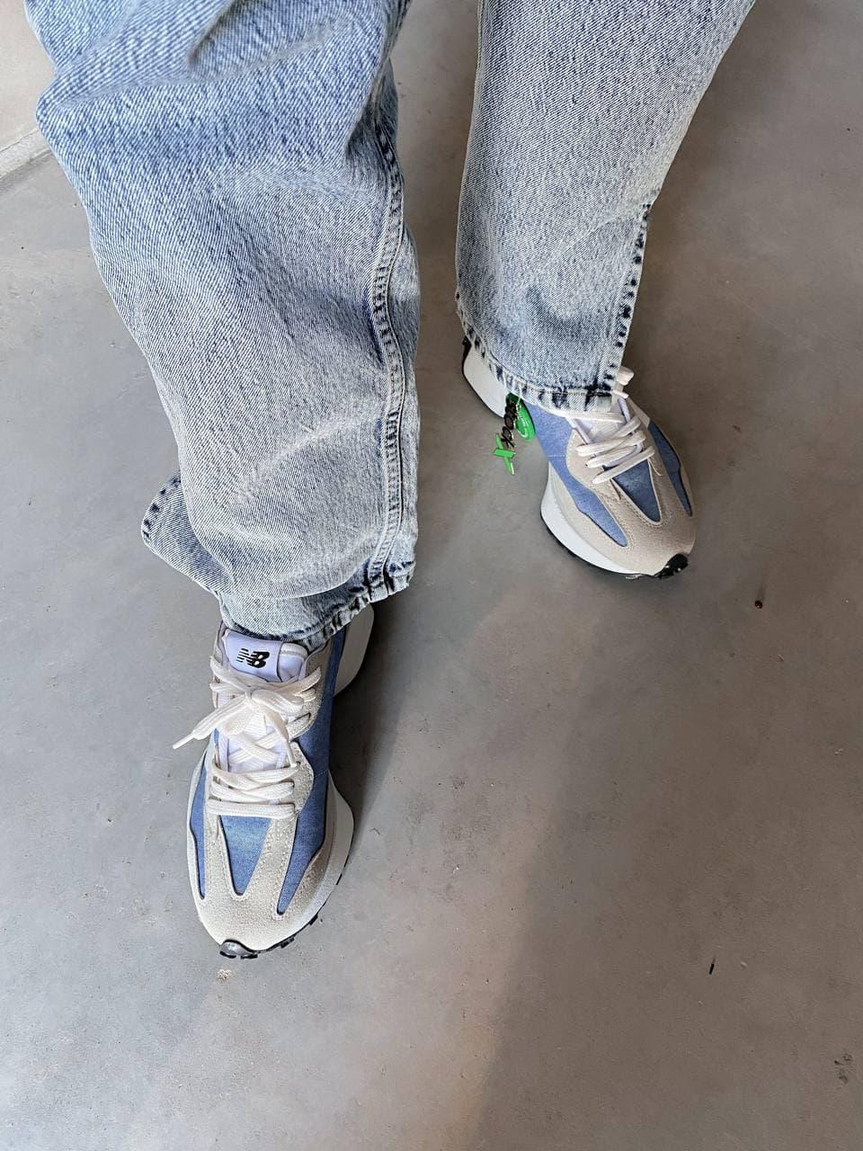 New Balance 327 White Blue