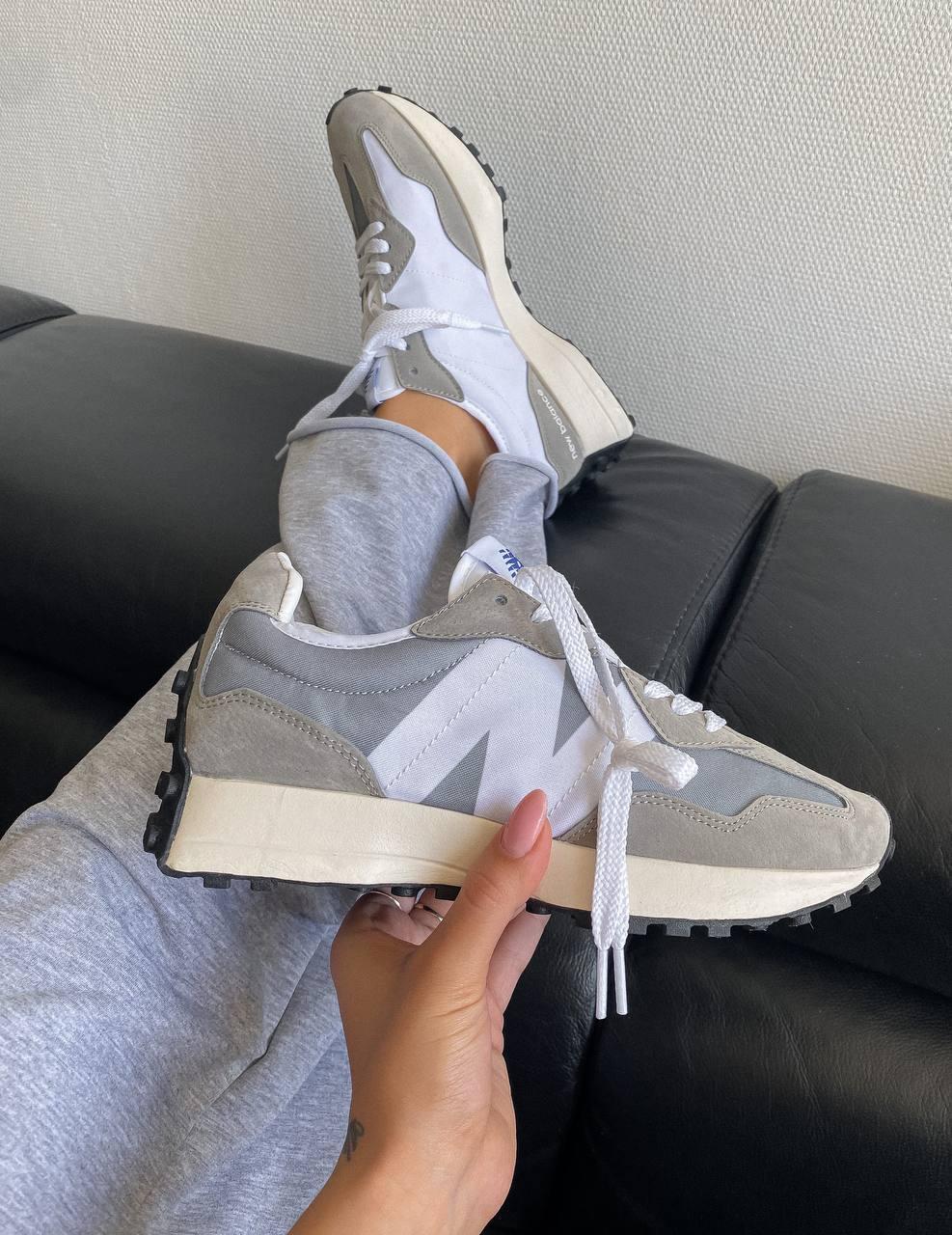 New Balance 327 Grey White