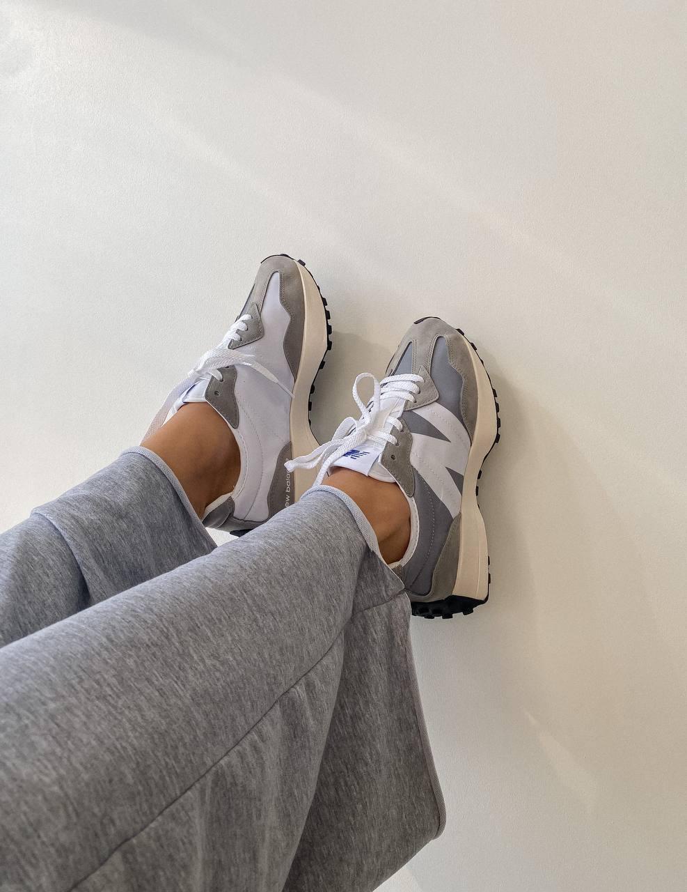 New Balance 327 Grey White