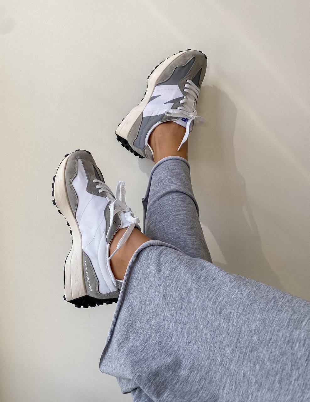 New Balance 327 Grey White