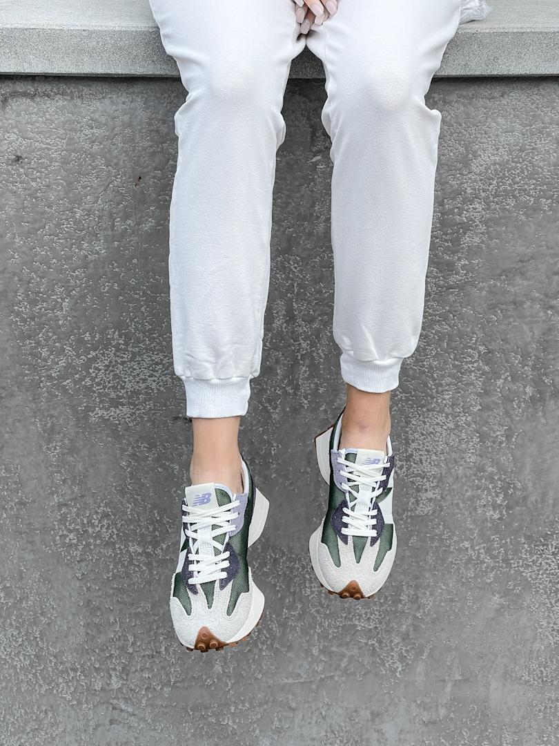 New Balance 327 Beige Khaki Violet