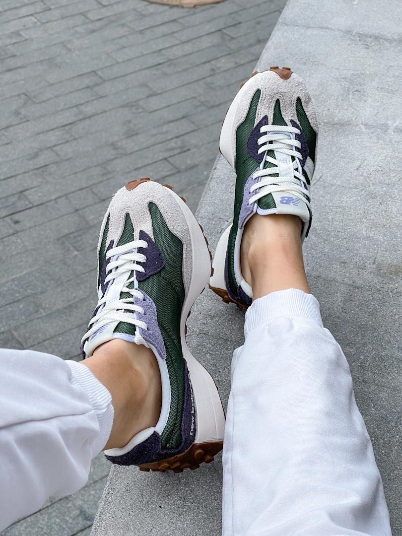 New Balance 327 Beige Khaki Violet