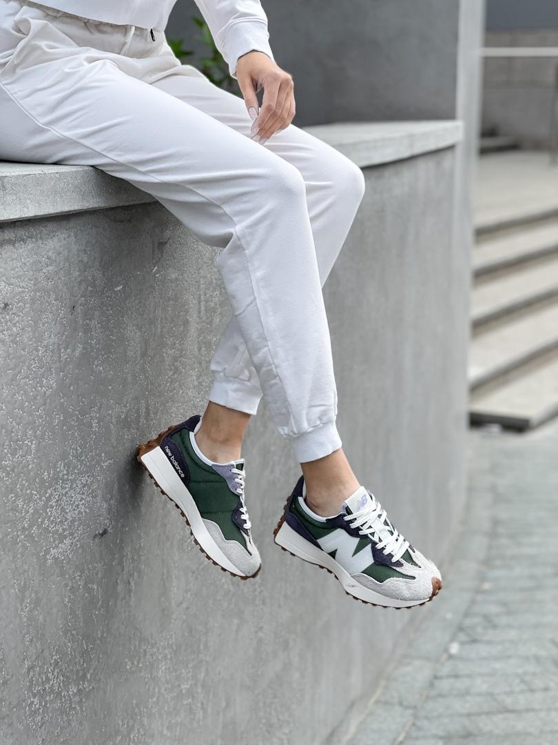 New Balance 327 Beige Khaki Violet