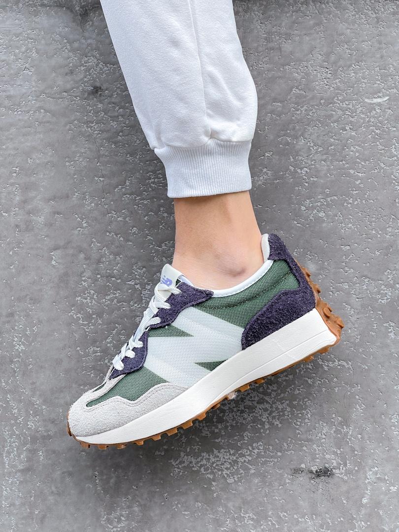 New Balance 327 Beige Khaki Violet