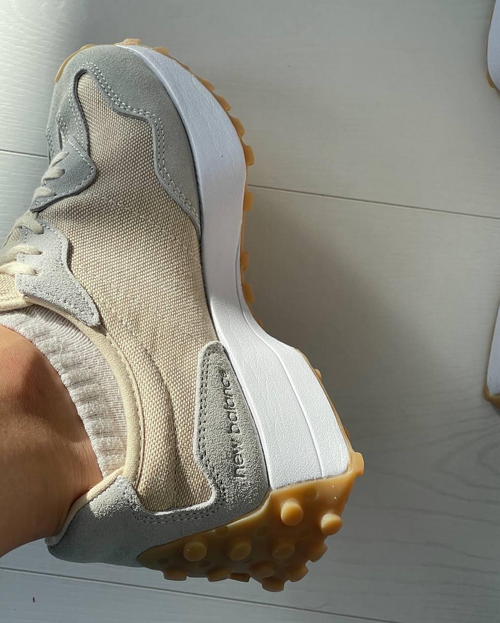 New Balance 327 Beige Grey White