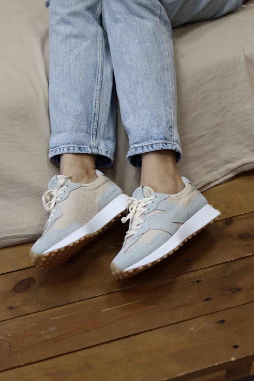 New Balance 327 Beige Light Grey
