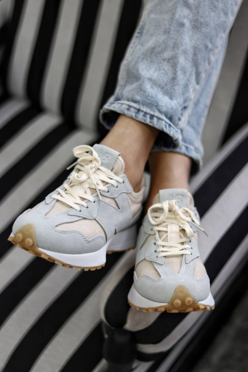 New Balance 327 Beige Light Grey