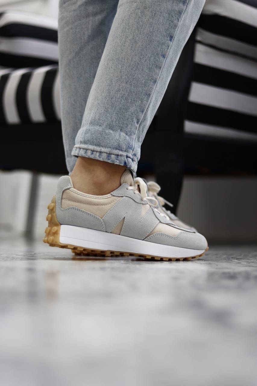 New Balance 327 Beige Light Grey