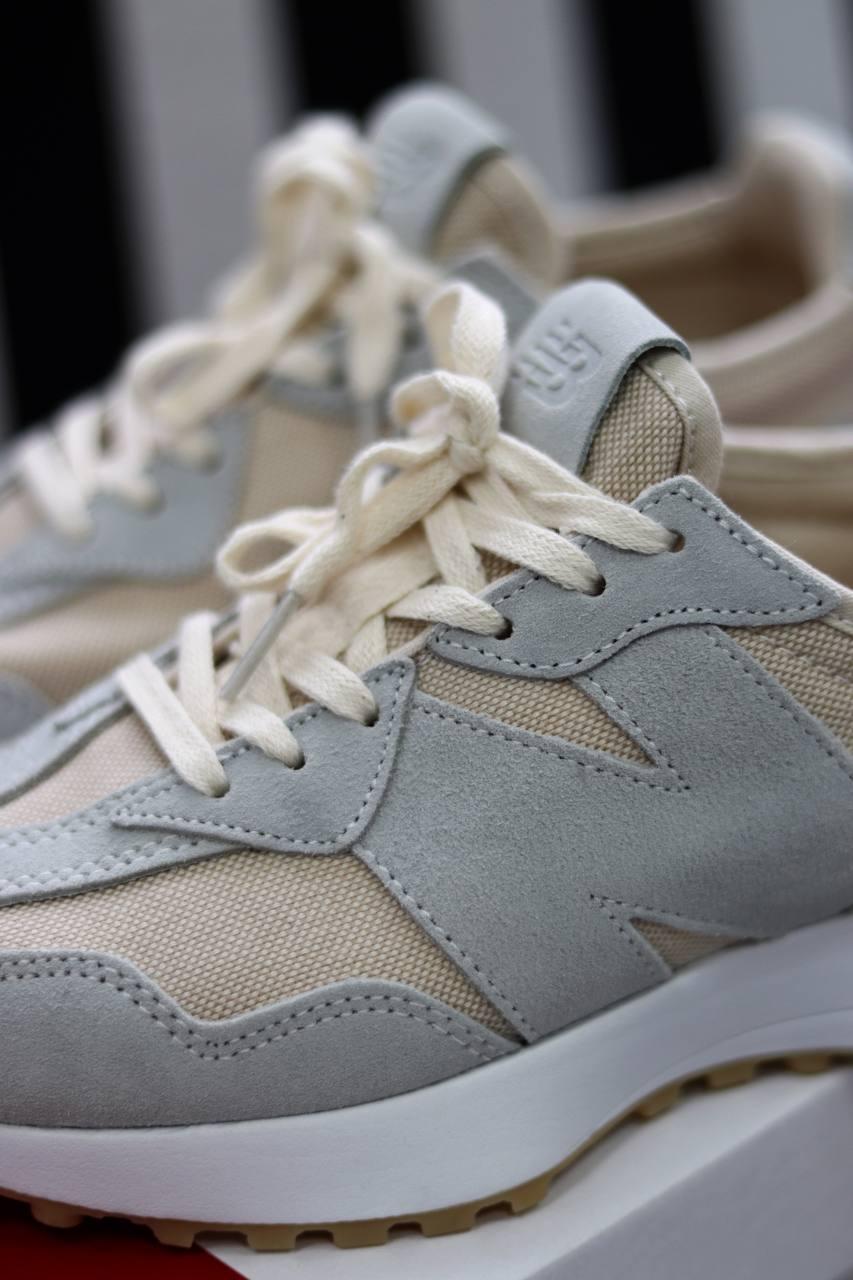 New Balance 327 Beige Light Grey