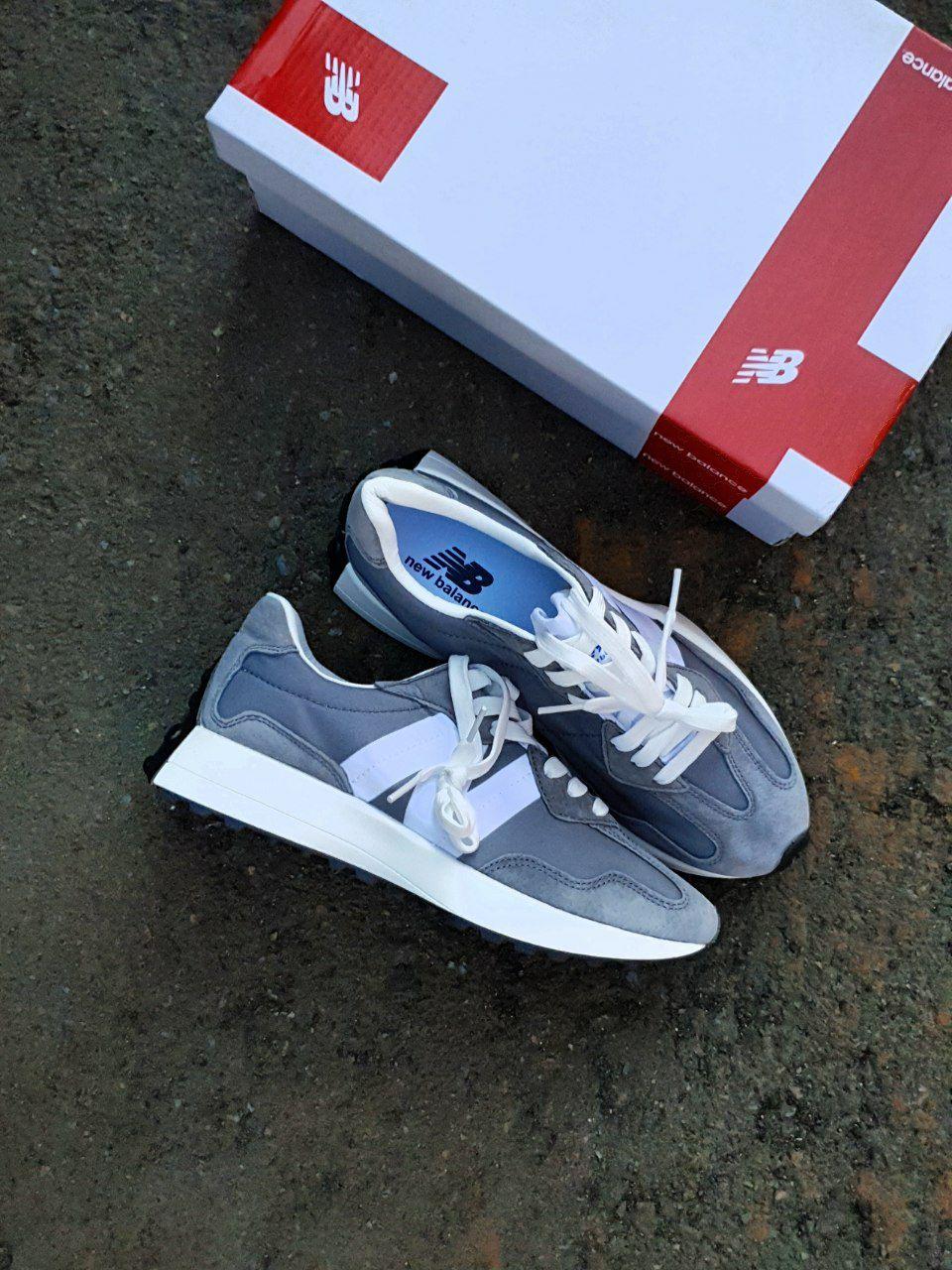 New Balance 327 White Grey