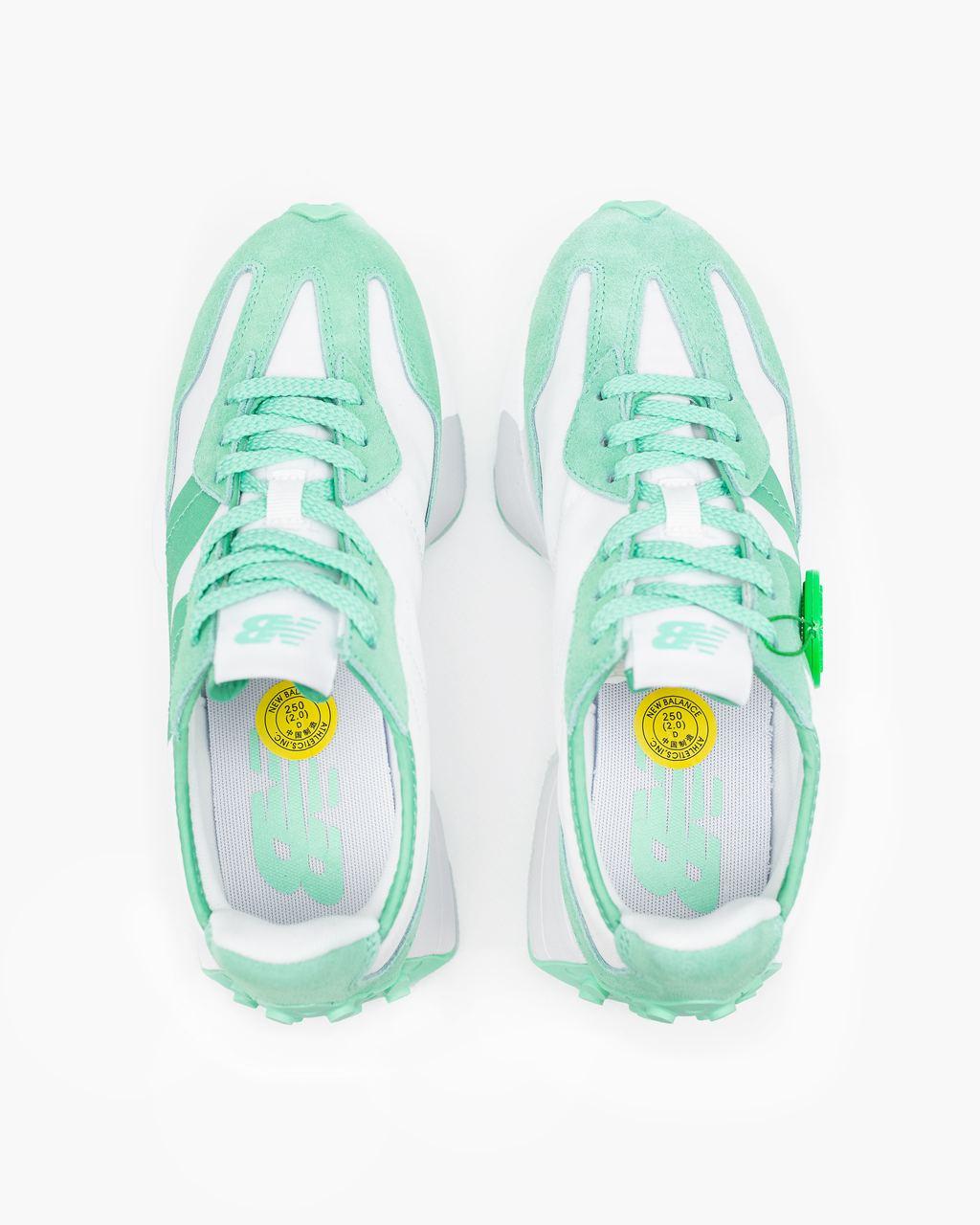 New Balance 327 Mint White