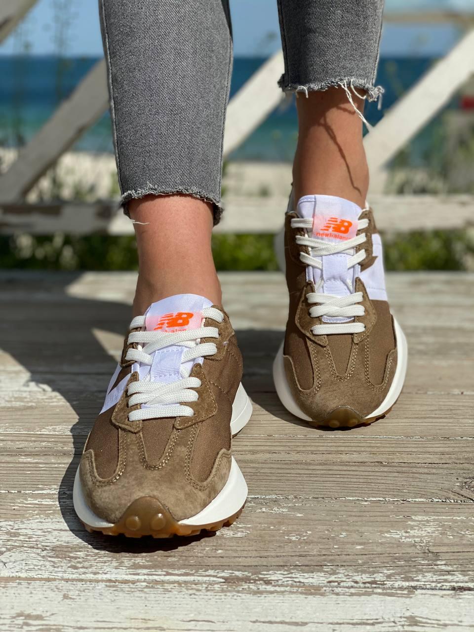 New Balance 327 Brown White