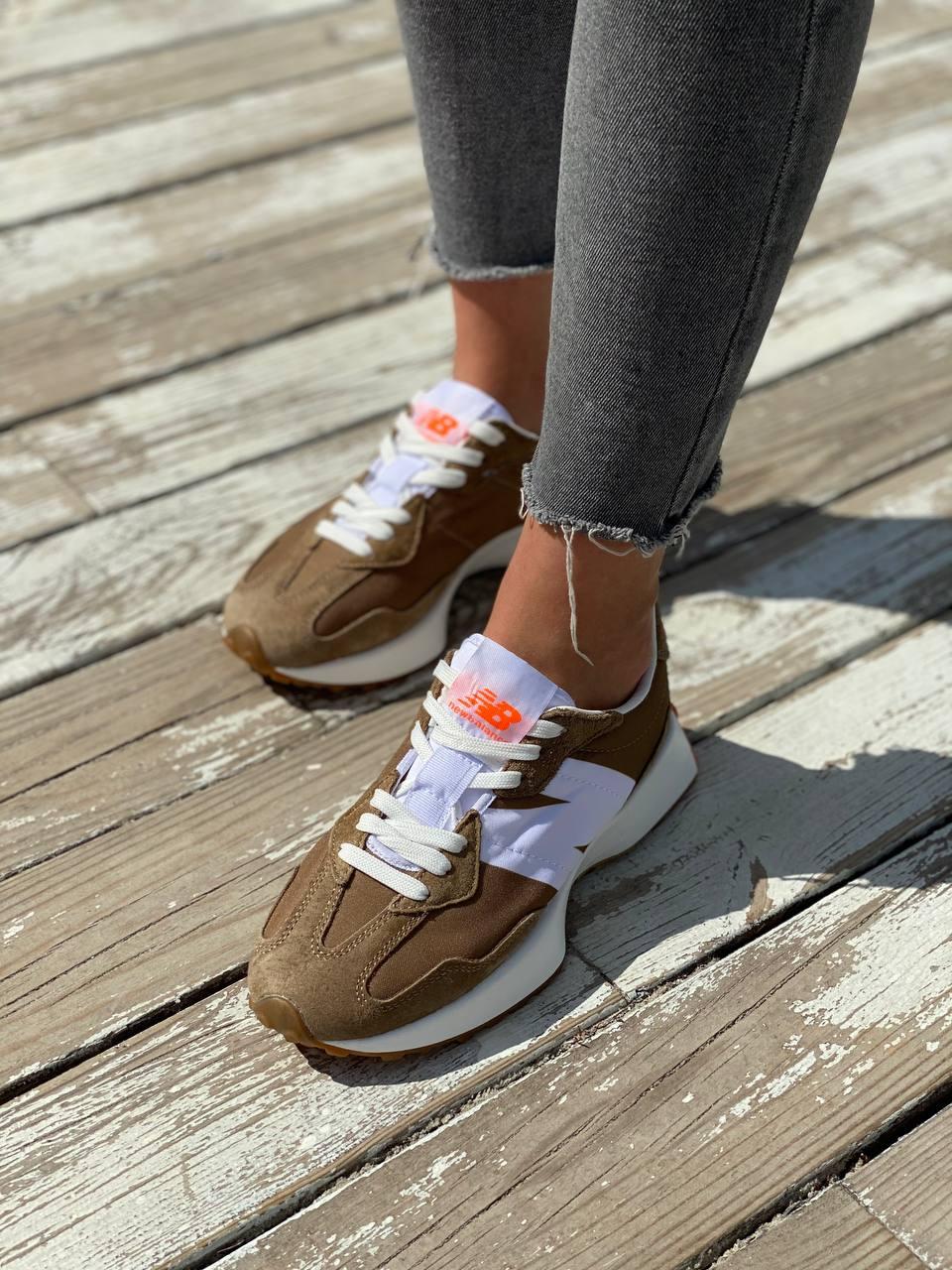 New Balance 327 Brown White