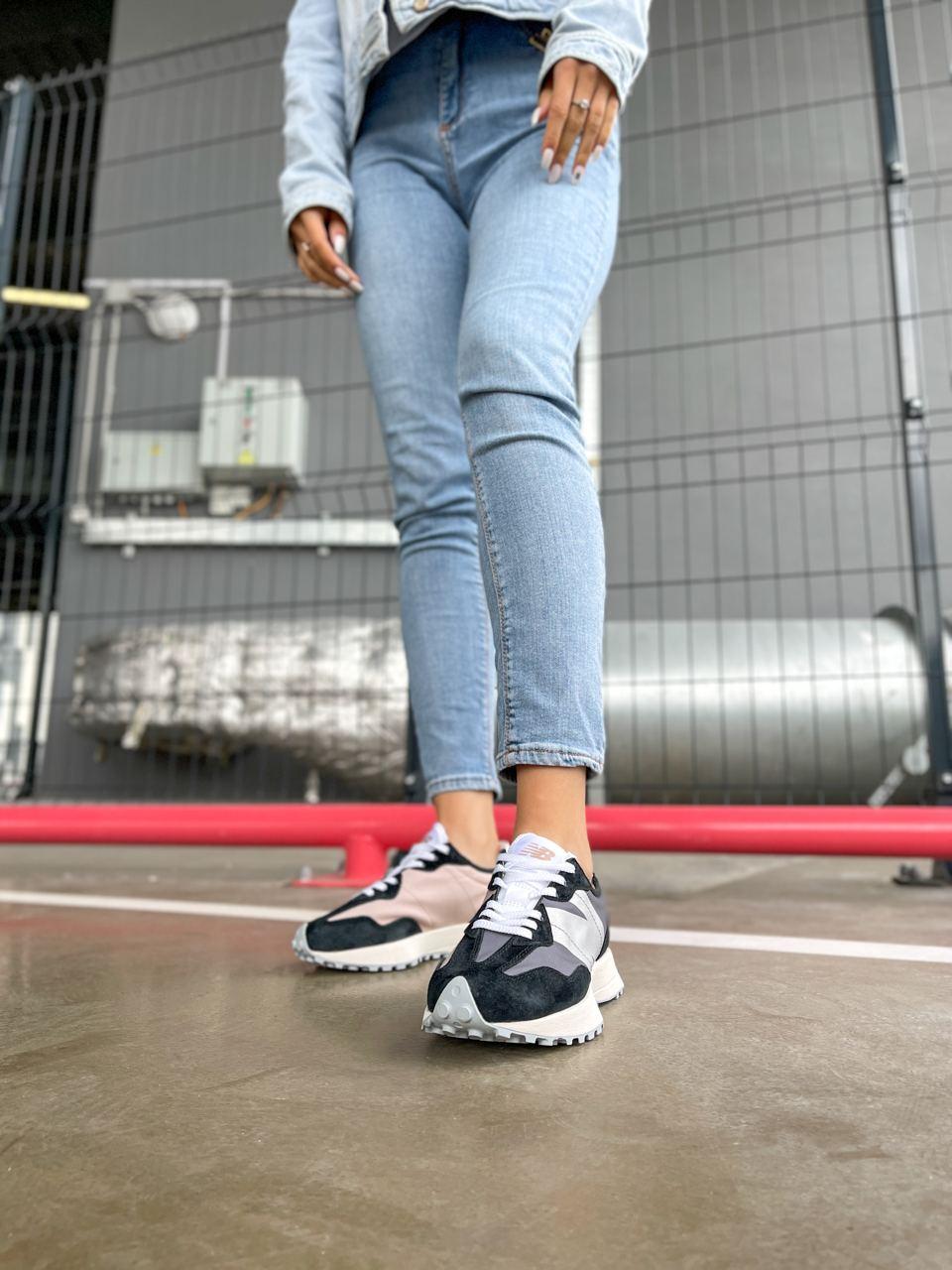 New Balance 327 Black Beige White