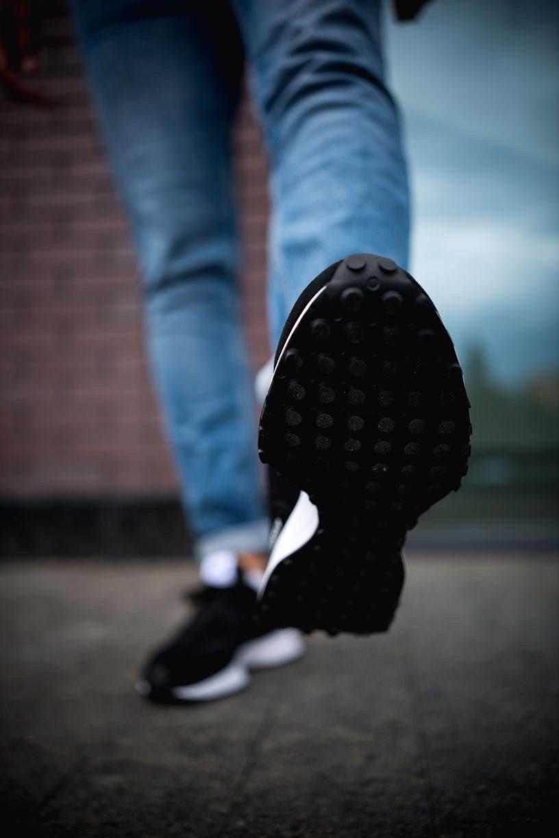 New Balance 327 Black White