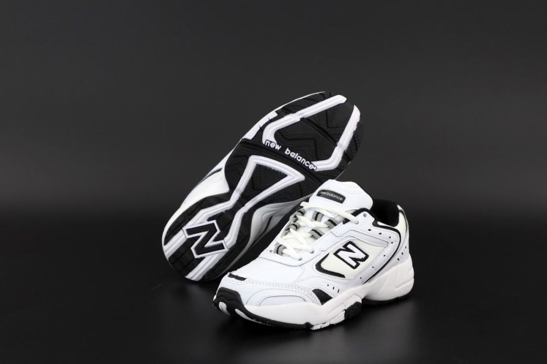 New Balance 452 WX Black White