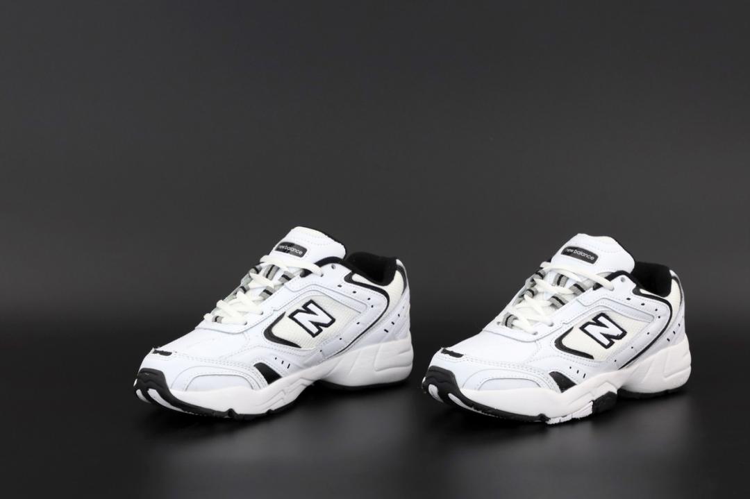 New Balance 452 WX Black White