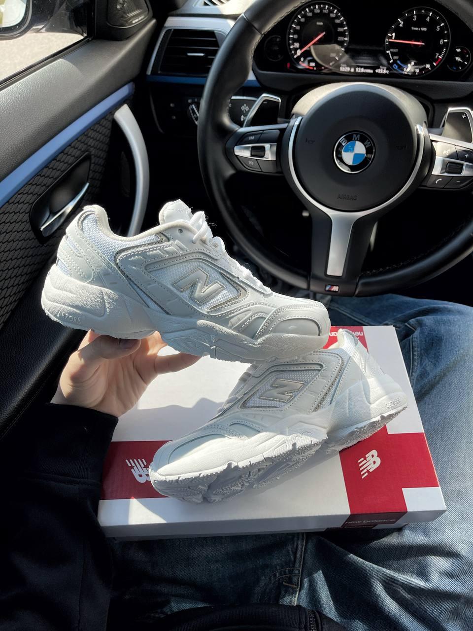 New Balance 452 WX White