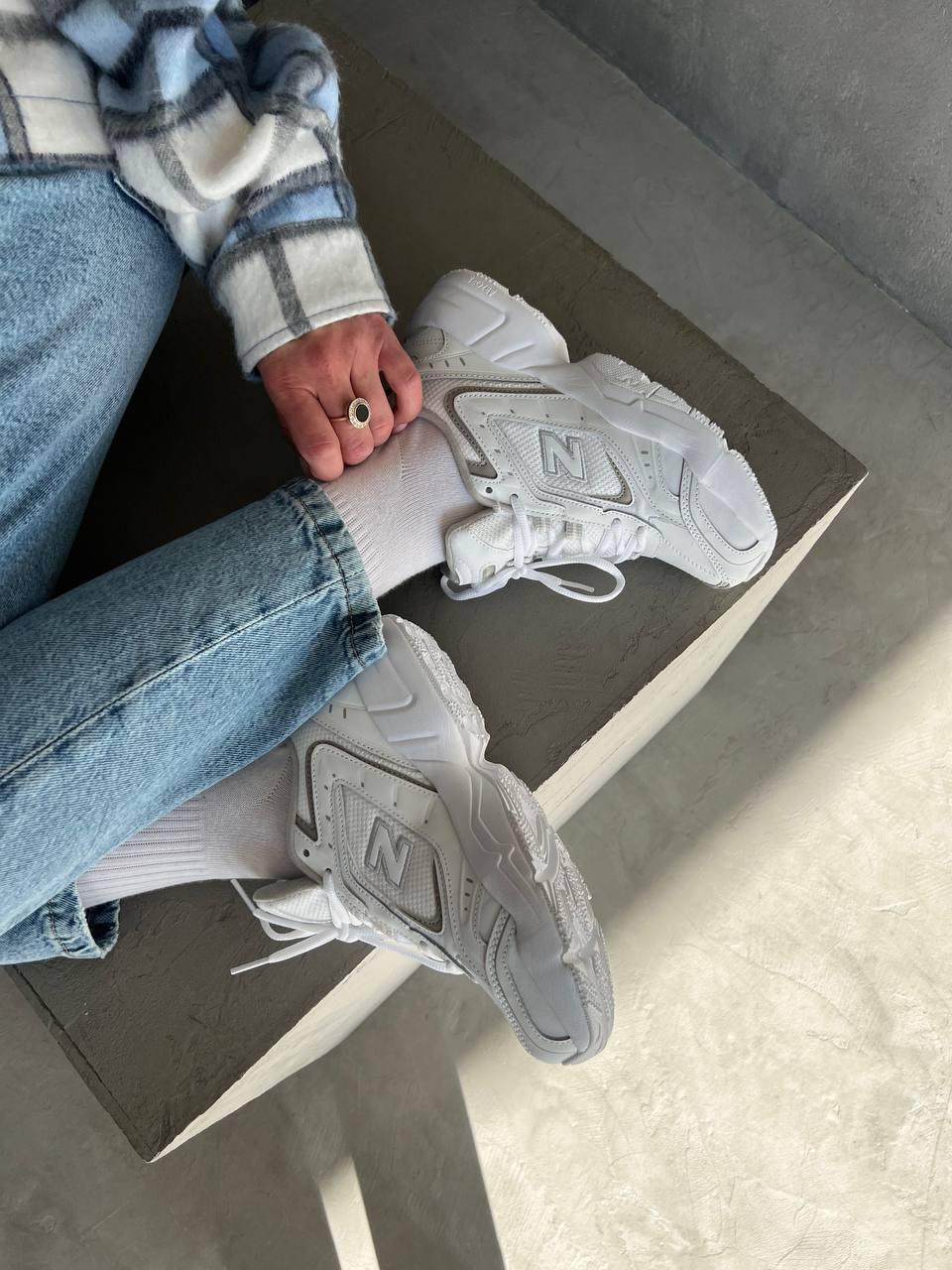New Balance 452 WX White